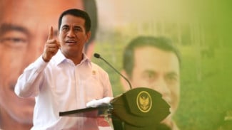 Amran Sulaiman Tanpa Kompromi Bersih-bersih Calo Proyek Pengadaan di Kementan