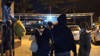 Belasan Pasangan Mesum Dirazia Satpol PP dari Kamar Hotel Pantura Brebes