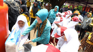 Shinta Nana Peringati Hari CTPS Bareng Ratusan Anak SD di Pekalongan