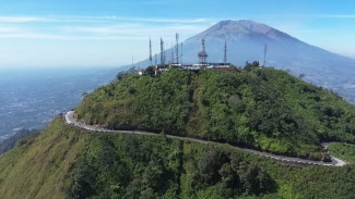 Gunung Telomoyo, Satu-satunya di Jateng yang Bisa Dicapai dengan Mobil, Simpan Panorama Menakjubkan