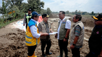 Gubernur Jateng Instruksikan Tutup Tiga Tanggul  Jebol Maksimal Dua Hari