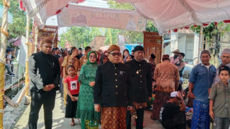 Anggota DPRD Jateng H. Nurul Furqon Hadiri Kirab Budaya Sedekah Bumi di Desa Kunir Demak