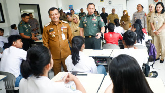 100 Hari Kinerja Luthfi-Yasin, Sekolah Swasta Sambut Antusias Program Sekolah Gratis dari Pemprov Jateng