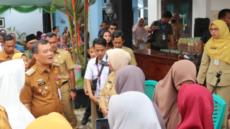 Ahmad Luthfi Tegaskan Jangan Coba-coba Timbun Bahan Pokok Penting