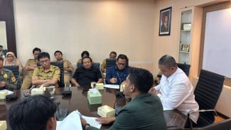 H. Nurul Furqon Kawal Menyelesaikan Kasus TPA Ilegal