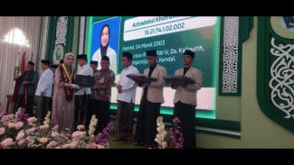 Wisuda Ketiga Pondok Pesantren Askhabul Kahfi, Cetak Santri dan Santriwati Ahli Kitab Kuning di Usia Belia