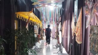 Kreasi Gaun hingga Aksesori Daur Ulang Siswa Banyumas Meriahkan Puhua Fest 2025