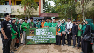PPP Jateng bersama DPC Cilacap Salurkan Bantuan Korban Longsor di Majenang