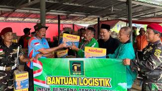 PPP Jateng Bersama DPC PPP Banjarnegara Serahkan Bantuan Logistik untuk Korban Longsor Pandanarum