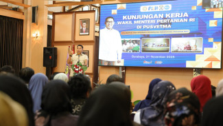 Kunjungi Pusvetma, Wamentan Sudaryono : Indonesia Mampu Produksi Vaksin Hewan Secara Mandiri