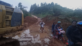 Bikin Degdegan! Ketika Gondola Darurat Angkut Warga Menyeberangi Kali Teupin Mane Aceh