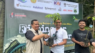 Peringati HPN 2026, JIP Gelar Fun Fishing hingga Donasi Pohon