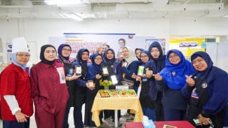 Cara Sandiaga Uno Lahirkan Ibu Rumah Tangga Berdaya
