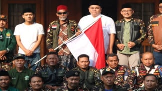 Jelang Muktamar NU, Sarif Abdillah Terima Pesepeda Banser dari Sumsel