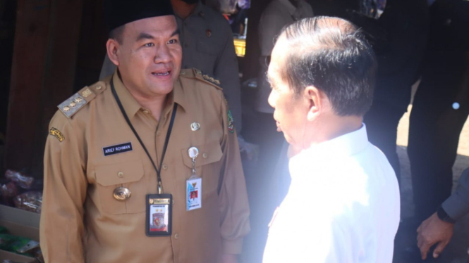 Bupati Blora sambut kedatangan Jokow