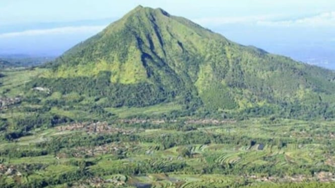 Pesona Gunung Kemukus di Sragen, Jawa Tengah