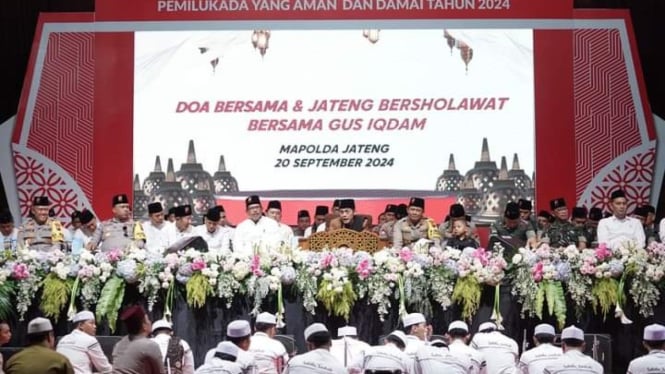 Polda Jateng Bersholawat