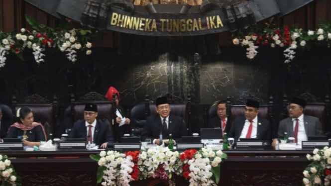 Ketua MPR Bambang Soesatyo di sidang Akhir Masa Jabatan MPR