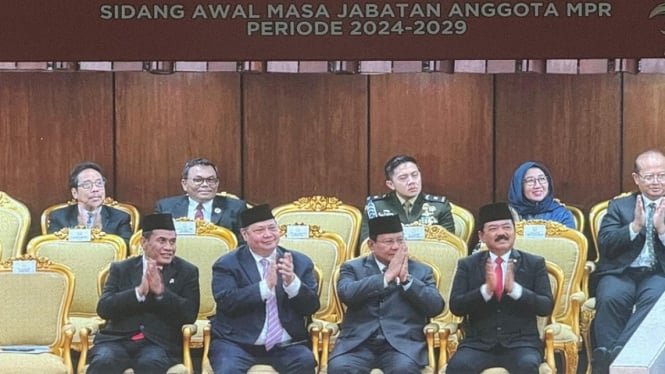 Presiden terpilih Prabowo Subianto hadiri pelantikan DPR