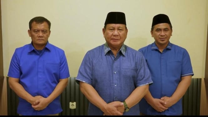 Presiden Prabowo bersama Luthfi-Gus Yasin