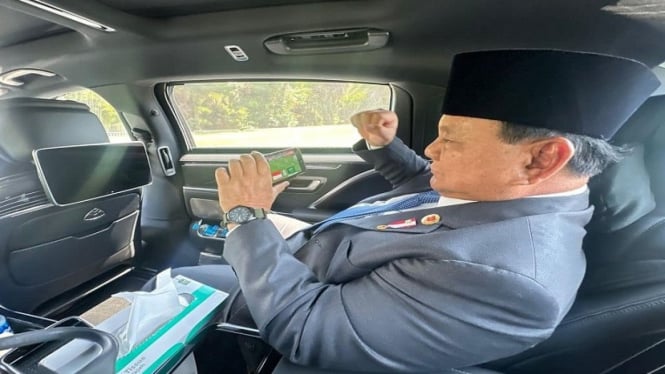 Presiden Prabowo nonton laga Timnas di sela agenda Kunker Luar Negeri