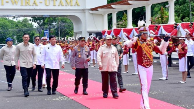 Presiden Prabowo menghadiri apel Kasatwil di Akpol Semarang