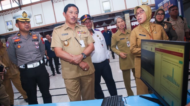 Pj Gubernur Jateng Nana Sudjana