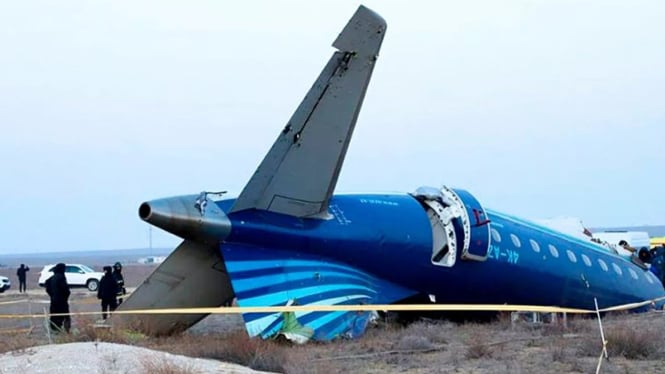 Pesawat Azerbaijan Airlines jatuh diduga ditembak