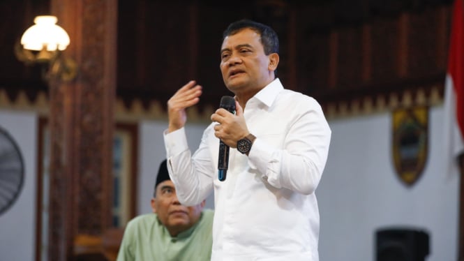 Gubernur Jawa Tengah, Ahmad Lutfi