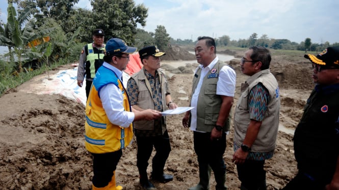 Gubernur Jawa Tengah, Ahmad Lutfi