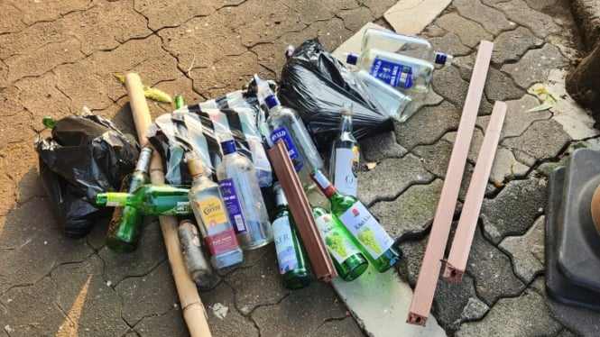 Puluhan botol diduga bom molotov ditemukan jelang demo hari buruh