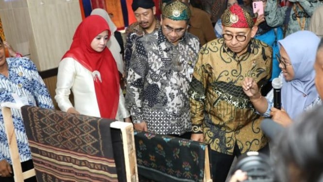 Mendikbud Fadli Zon dan Wagub Jateng Gus Yasin