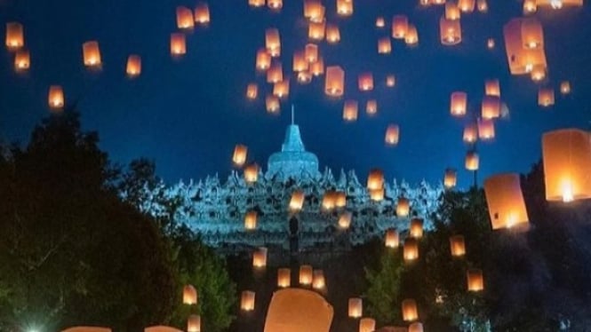 Festival Lampion di Candi Borobudur