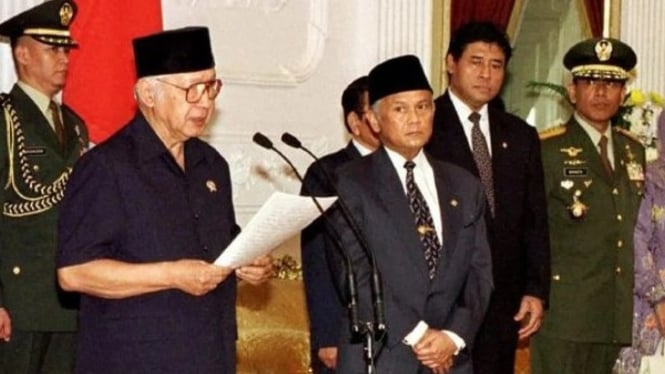 Momen Presiden Soeharto Mundur