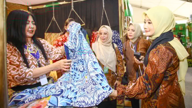 Ketua Dekranasda Jateng Nawal