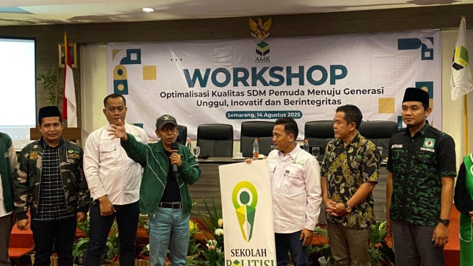 Ketua AMK Jawa Tengah, Muhammad Ngainirrichdl