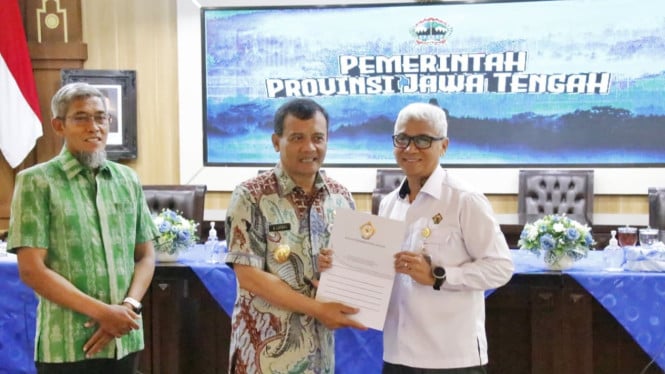 Gubernur Jawa Tengah, Ahmad Lutfi