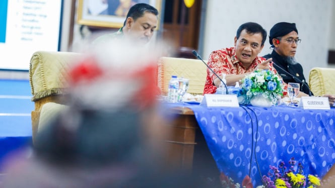 Gubernur Jawa Tengah, Ahmad Lutfi