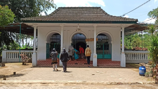 Situs Syekh Maulana Maghribi Wonobodro.