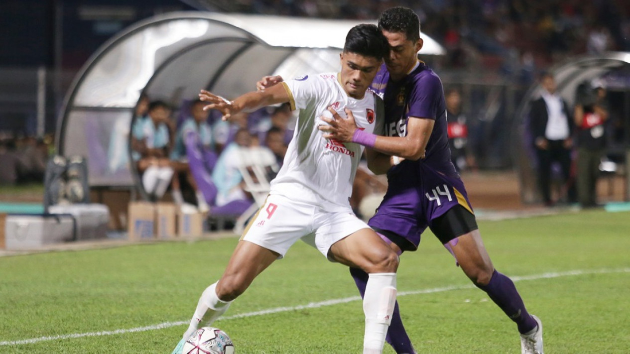 Laga Persik Kediri saat menahan imbang PSM 1-1