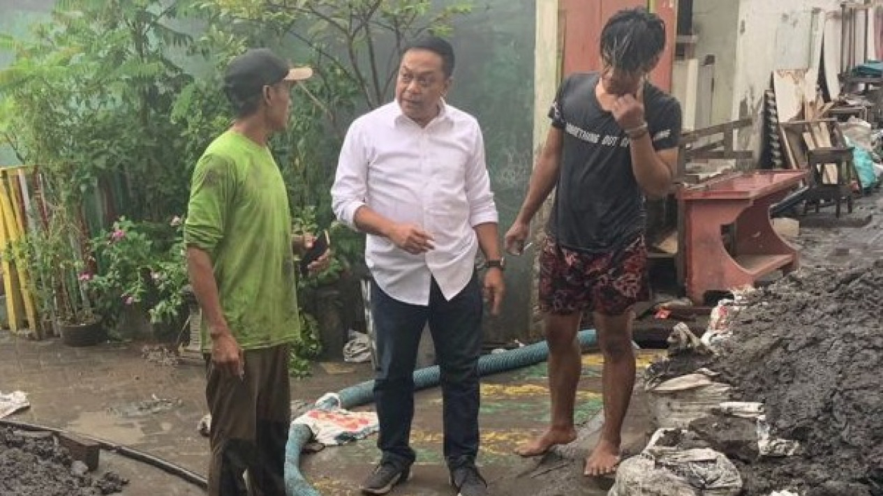 Wakil Komisi B DPRD Surabaya, Anas Karno sidak proyek PDAM
