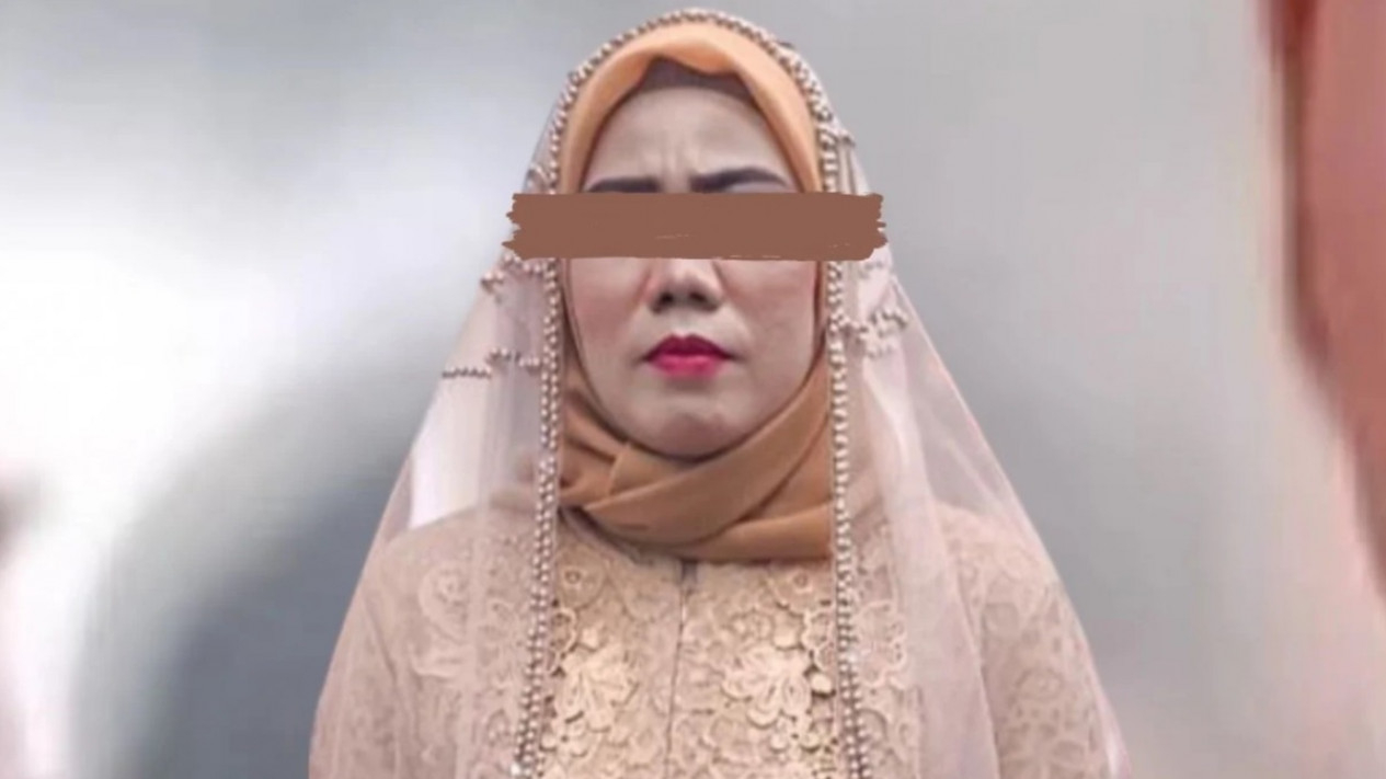 RA, perempuan yang dihebohkan selingkuh dengan menantunya.