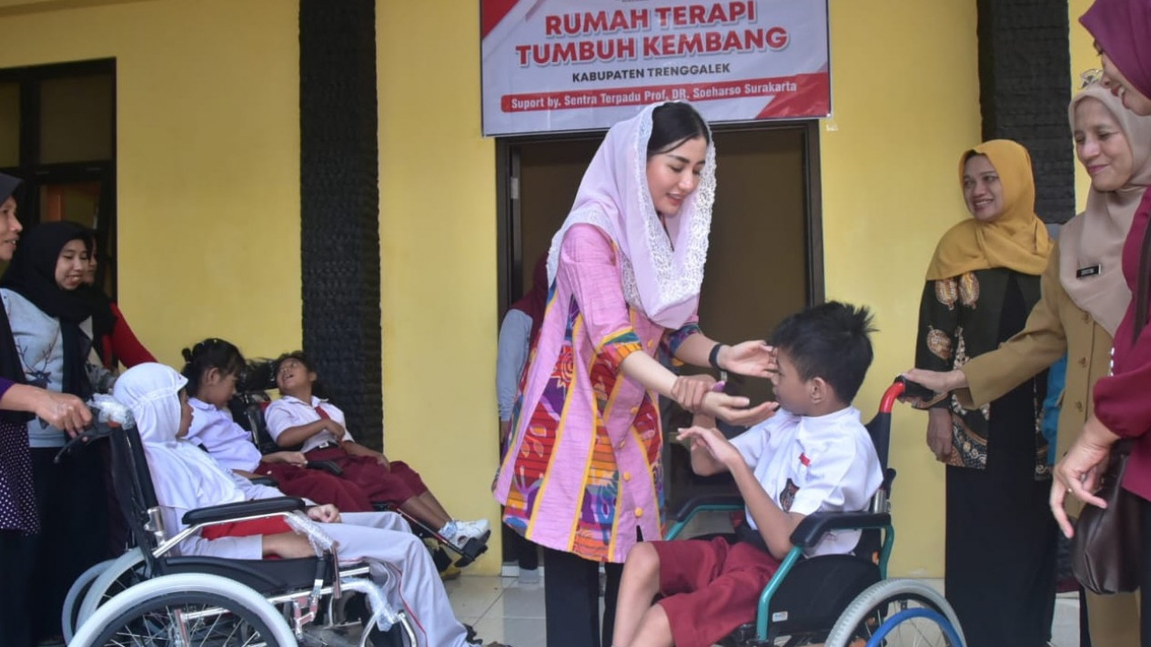 Ketua TP PKK Trenggalek, Novita Hardini