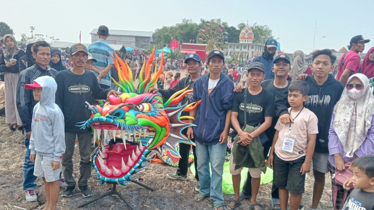 Festival Layang-layang di Gresik