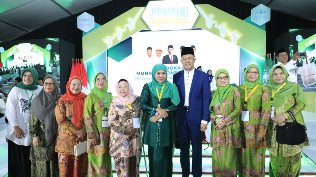 Gubernur Khofifah saat menghadiri Munas dan Konbes NU