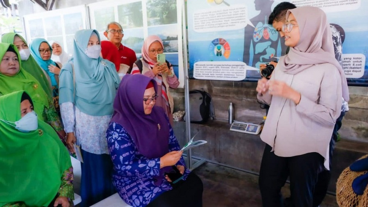 Wakil Bupati Gresik Aminatun Habibah