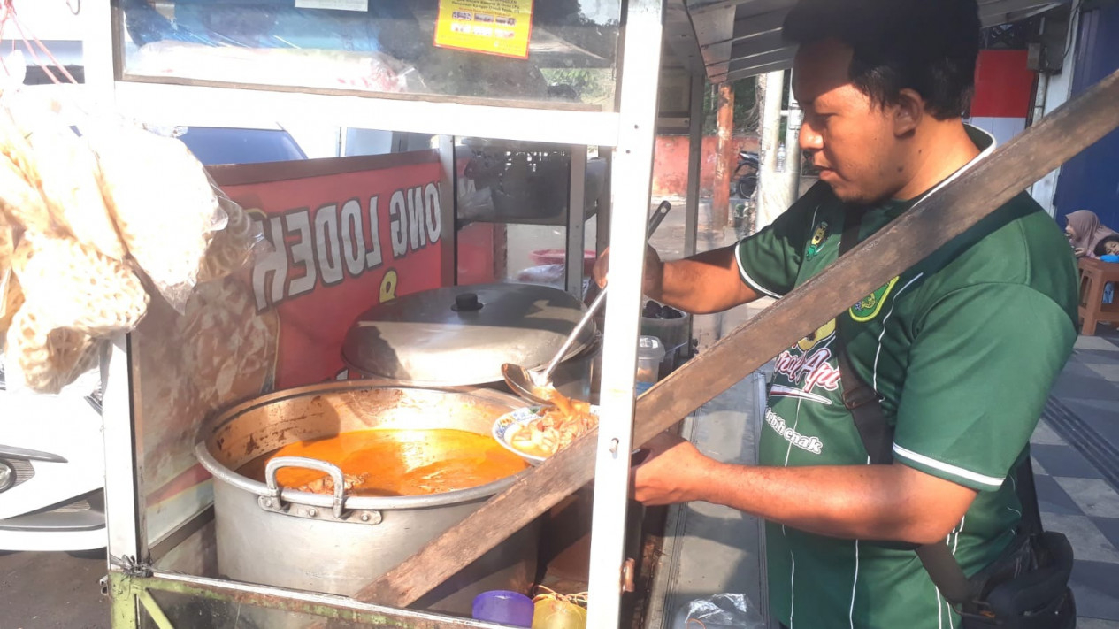 Lontong Lodeh dan Mi Pak Ndut di Surabaya