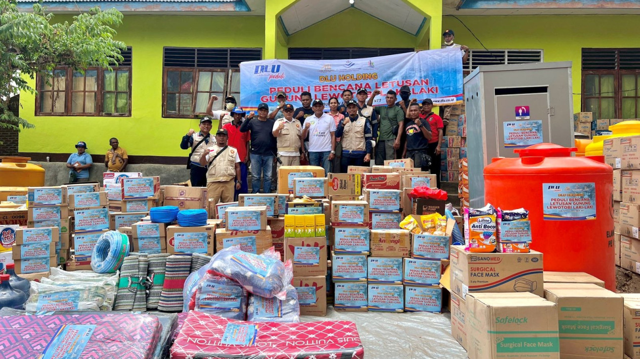 Bantuan PT DLU dan BHS Peduli untuk korban Erupsi Gunung Lewotobi