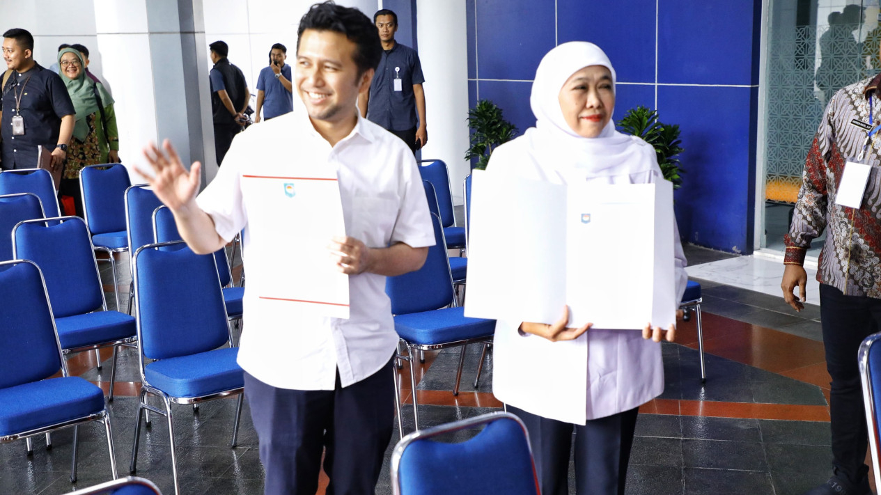 Khofifah-Emil Saat Tes Kesehatan di Jakarta