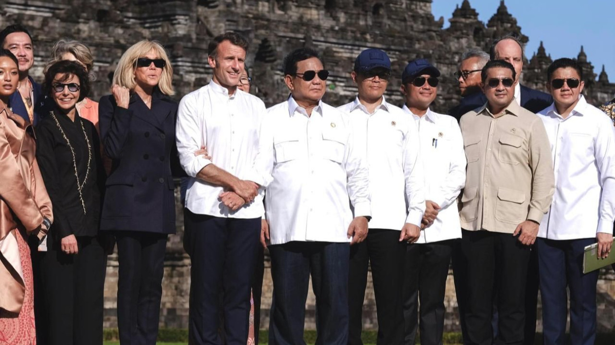 Presiden Prancis Emmanuel Macron kunjungi Candi Borobudur